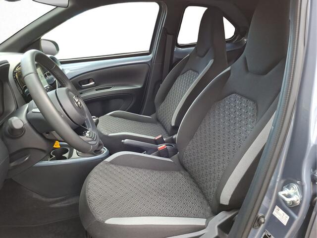 Toyota AYGO X 1.0 VVT-i MT Pulse demo Adaptive Cruise | Airco |