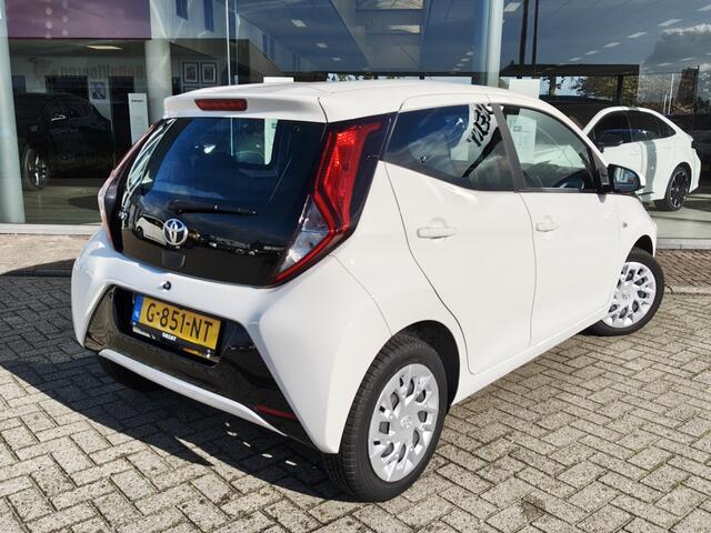 Toyota AYGO 1.0 VVT-i x-play | Android Auto, Apple Carplay | Achteruitrijcam
