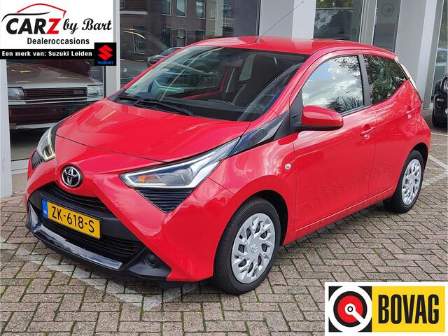 Toyota AYGO 1.0 VVT-i X-PLAY LIMITED Carplay/Android | Airco | Camera