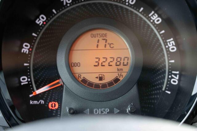 Toyota AYGO 1.0 VVT-i x-play Team D