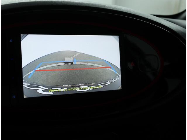 Toyota AYGO X 1.0 VVT-i S-CVT Undercover | Automaat | Parkeer sensoren | Stoelverwarming |