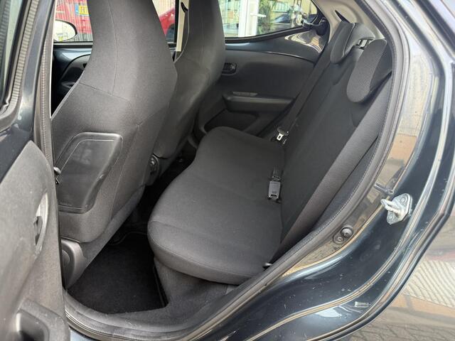 Toyota AYGO 1.0 VVT-i x-fun **BLUETOOTH/ AIRCO/ BEGRENZER/ GARANTIE**