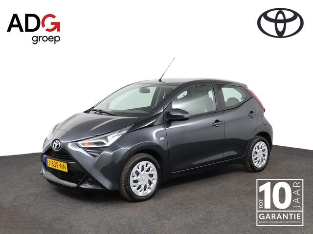 Toyota AYGO 1.0 VVT-i x-play | Apple carplay & Android auto | Airco | Parkeer camera |