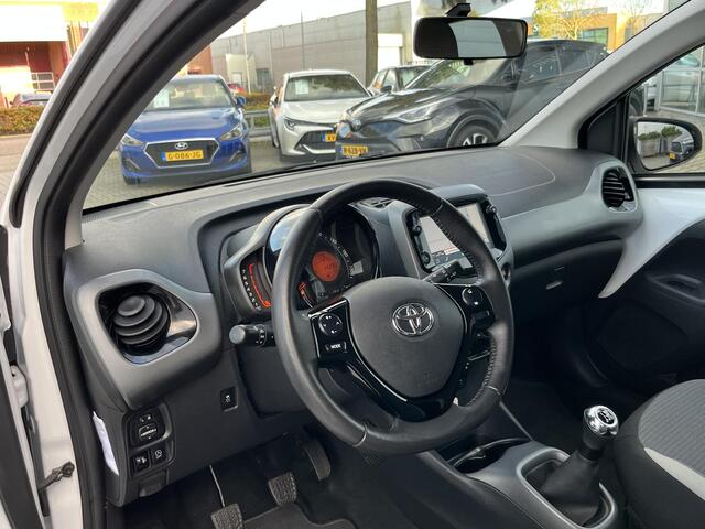 Toyota AYGO 1.0 VVT-i x-play navigatie