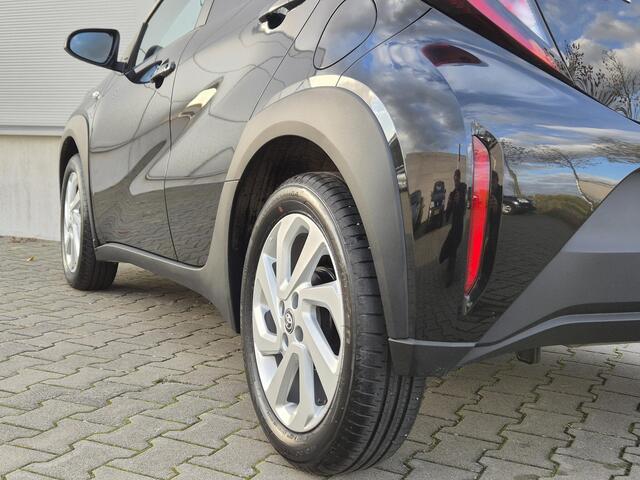Toyota AYGO X 1.0 VVT-i S-CVT first PLAY/A.Camera/Climatecontr./Stoelverw.