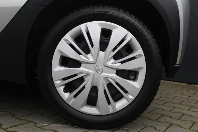 Toyota AYGO X 1.0 VVT-i MT Play | Incl. 12 maanden garantie | Cruise control | Navigatie | Bluetooth | Airco | Elektrische ramen | Lane assist | Apple carplay/Android auto | Achteruitrijcamera