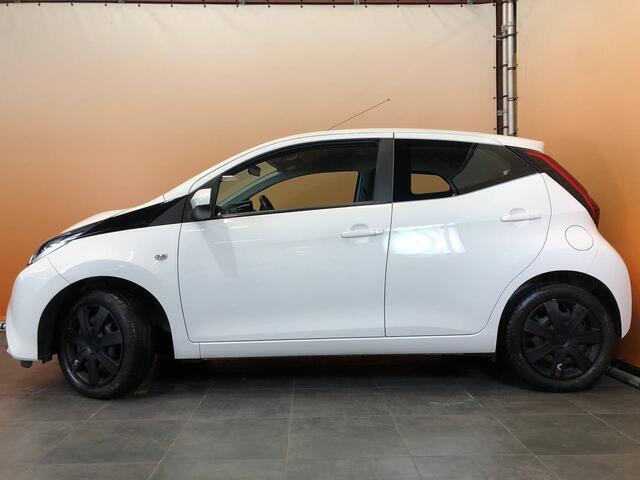 Toyota AYGO 1.0 VVT-i x-play navigatie | achteruitrijcamera