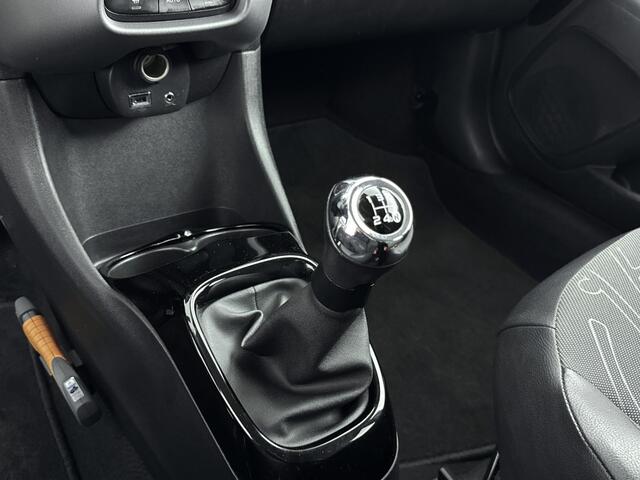 Toyota AYGO 1.0 VVT-i x-clusiv | Parkeercamera | Climate Control | Apple Carplay -/ Android Auto |