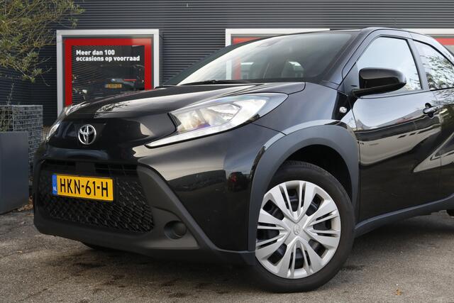 Toyota AYGO X 1.0 VVT-i MT Play