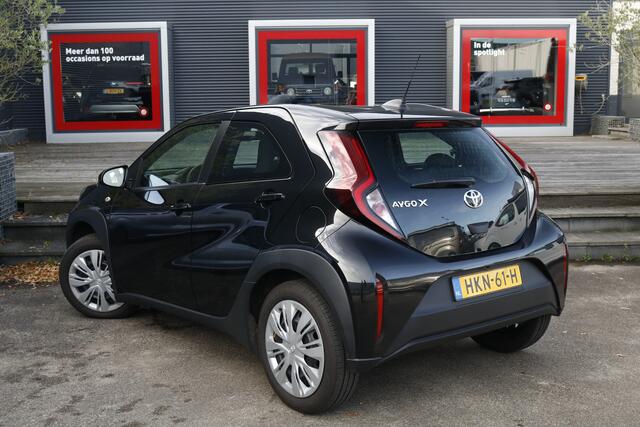 Toyota AYGO X 1.0 VVT-i MT Play