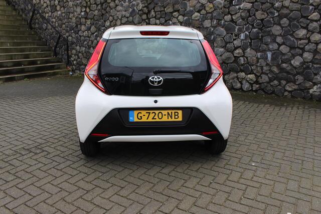 Toyota AYGO 1.0 VVT-i x-fun carplay audio Airco 1jaar garantie