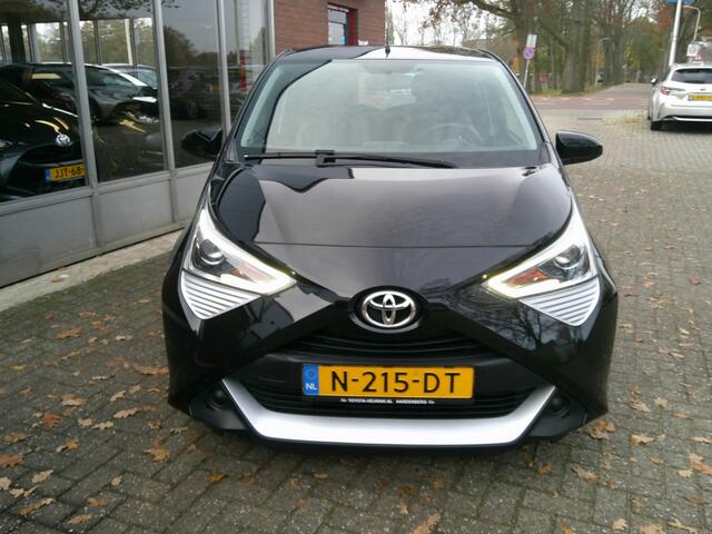 Toyota AYGO 1.0 VVT-i x-play