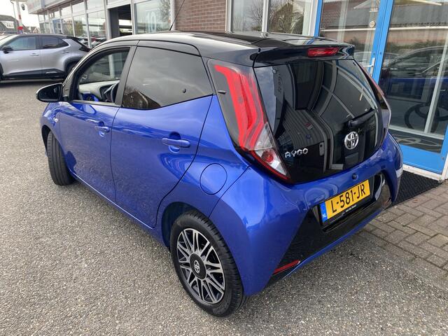Toyota AYGO 1.0 VVT-i x-clusiv