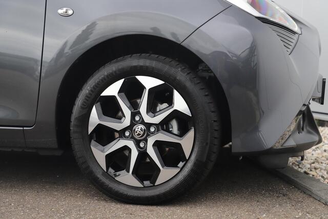 Toyota AYGO 1.0 VVT-i X-Joy Cabrio Automaat Schuifdak Climate Control 14 inch LMV Achteruitrijcamera
