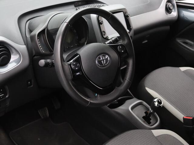 Toyota AYGO 70pk VVT-i x-joy cabrio Camera | Cruise | Carplay | 15" Velgen