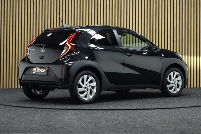 Toyota AYGO X 1.0 VVT-i S-CVT Pulse Facelift | Direct Leverbaar! | Adaptive-cruise | Clima | Camera | Apple Carplay & Andtoid Auto | Maps Navigatie | Full led | Winterpakket