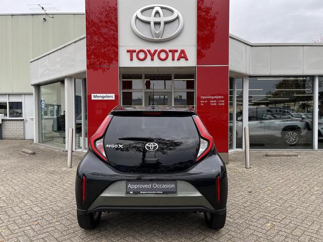 Toyota AYGO X 1.0 VVT-i MT first Edition | Rijklaar | Stoelverwarming | Apple Carplay | LM-Velgen