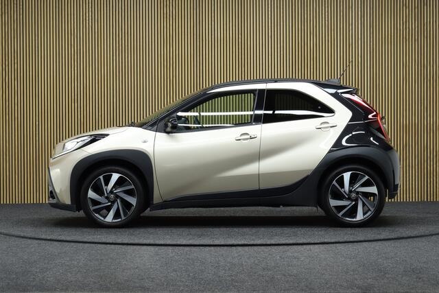 Toyota AYGO X 1.0 VVT-i MT Limited | Elek. Vouwdak | Adaptive-cruise | Camera | Clima | Apple Carplay & Android Auto | Keyless | Stoelverwarming