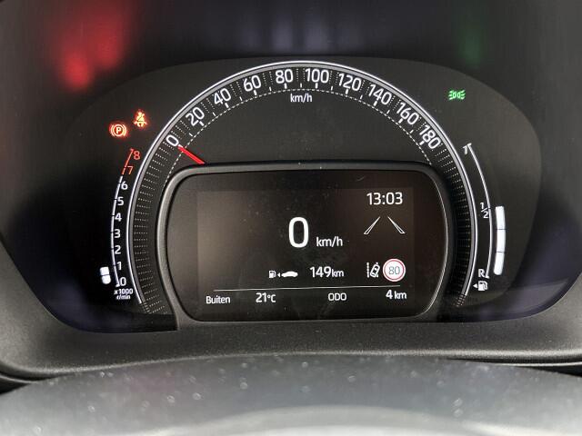 Toyota AYGO X 1.0 VVT-i MT Play