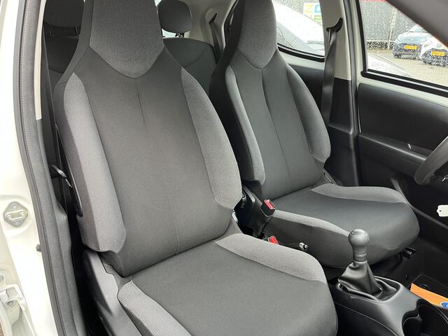 Toyota AYGO 1.0 VVT-i x-fun