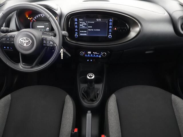 Toyota AYGO X 1.0 VVT-i MT First | Stoelverwarming | Apple Carplay & AndroidAUTO | Climate Control |