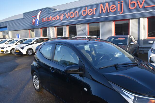 Toyota AYGO 1.0 VVT-i x-play , AIRCO , A UITRIJ CAM , NAVI VIA APP , EL VOOR ,
