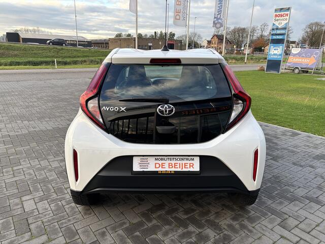 Toyota AYGO X 1.0 VVT-i S-CVT Automaat Airco I Camera I Carplay