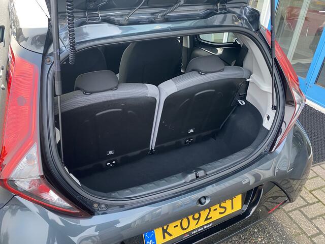 Toyota AYGO 1.0 VVT-i x-play