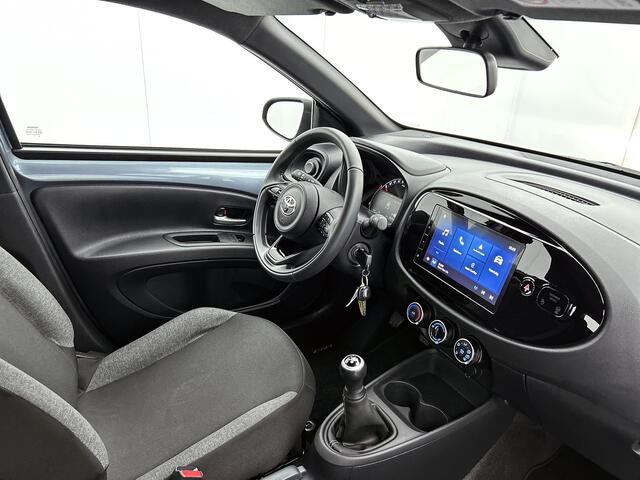 Toyota AYGO X 1.0 VVT-i MT Play | Apple Carplay/Android Auto | Parkeercamera Achter | Cruise Control Adaptief |