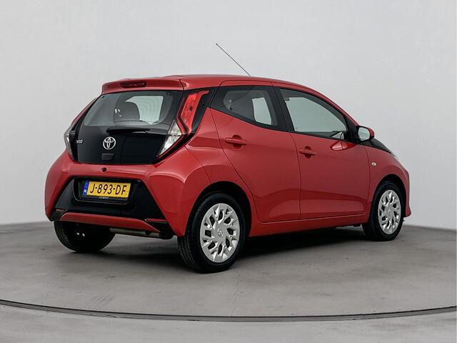 Toyota AYGO 1.0 VVT-i x-play | NL-auto | Airco | Parkeercamera | Apple Carplay -/ Android Auto |
