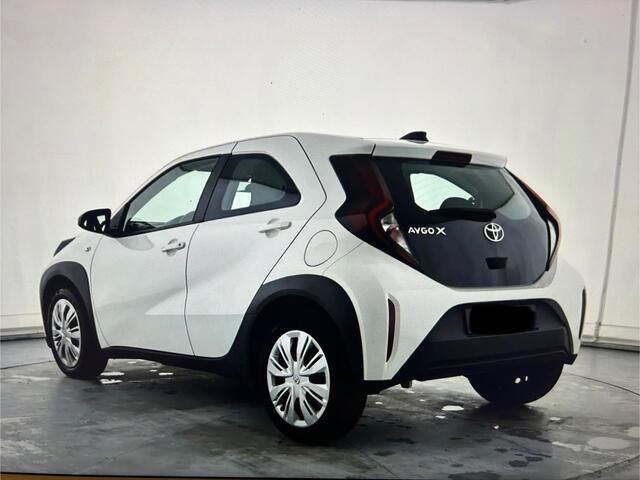Toyota AYGO X 1.0 VVT-i MT