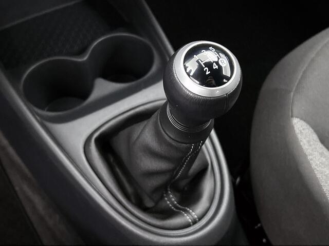 Toyota AYGO X 1.0 VVT-i MT Play