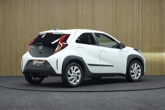 Toyota AYGO X 1.0 VVT-i MT Automaat Pulse | Direct Leverbaar! | Adaptive-cruise | Camera | Clima | Maps Navigatie | Apple Carplay & Android Auto | Full led | Stoelverwarming