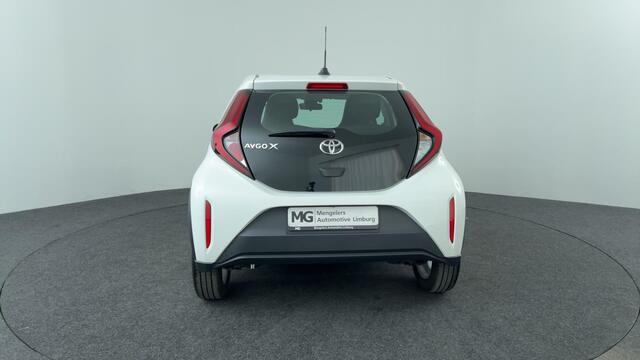 Toyota AYGO X 1.0 VVT-i MT Play | Stoelverwarming | Camera achter