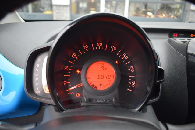 Toyota AYGO 1.0 VVT-i x-cite Airco Carbio Top Camera Km 59.200!!