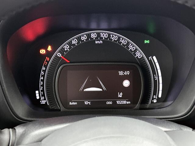 Toyota AYGO X 1.0 VVT-i Pulse | Stoelverwarming | Lichtmetalen velgen |