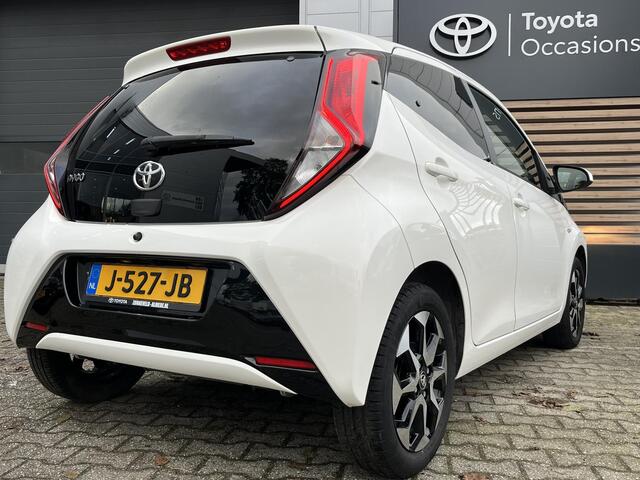 Toyota AYGO 1.0 VVT-i x-joy cabrio