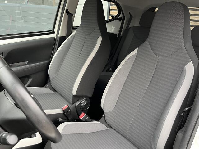 Toyota AYGO 1.0 VVT-i x-joy cabrio