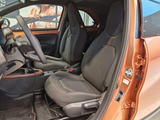 Toyota AYGO X Hybrid 115 pulse + Easy Pack | Nu uit voorraad leverbaar | Gemiddeld verbruik van 1:26,3 |