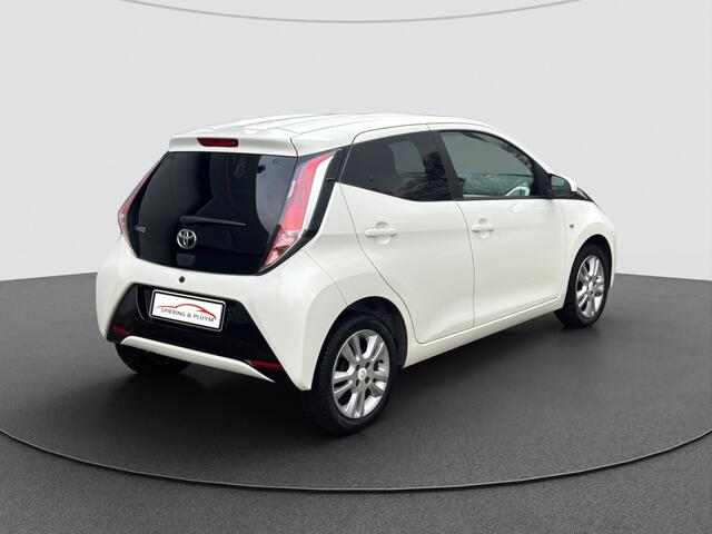 Toyota AYGO 1.0 VVT-i X-Joy | LMV | Climate | NL auto
