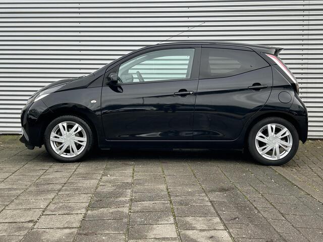 Toyota AYGO 1.0 VVT-i x-sport | Camera | Multimedia | Dealeronderhouden |