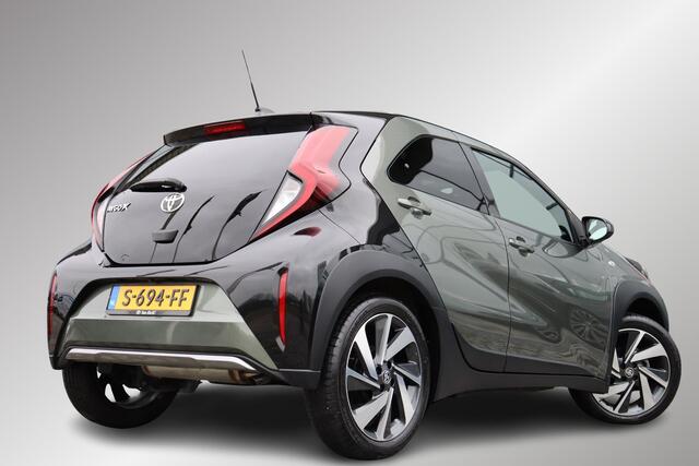 Toyota AYGO X 1.0 VVT-i S-CVT Envy Lage km stand JBL Audio, Apple Carplay / Android Auto.