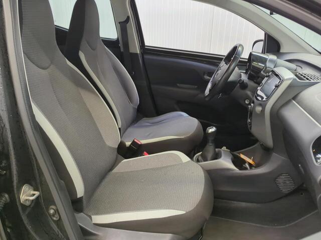 Toyota AYGO 1.0 VVT-i X-Play 5-DRS Airco DAB+ Carplay Navi X-Play Pack Achteruitrij Camera