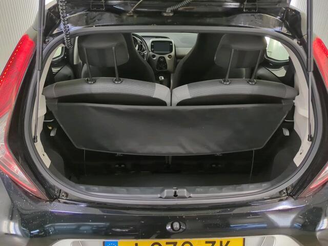 Toyota AYGO 1.0 VVT-i X-Play 5-DRS Airco DAB+ Carplay Navi X-Play Pack Achteruitrij Camera