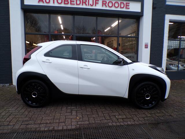 Toyota AYGO X 1.0 VVT-i 5-Drs Black Edition DEALER ONDERHOUDEN,TOP STAAT!