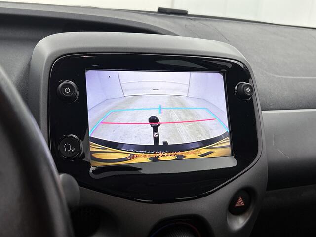 Toyota AYGO 1.0 VVT-i x-play | NL auto | Dealeronderhouden |