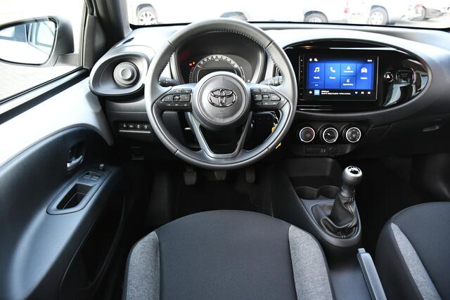 Toyota AYGO X 1.0 VVT-i MT Play 72pk | Nieuw | Airco | Cruise Control adaptief | Apple Carplay/Android Auto |