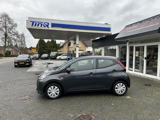 Toyota AYGO 1.0 VVT-i x-fun