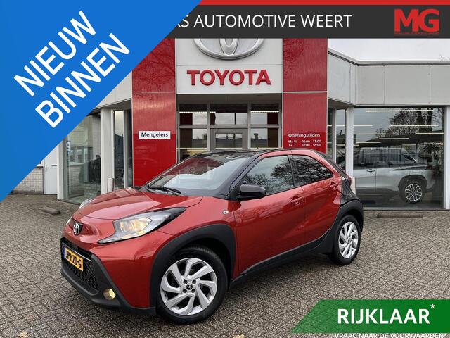 Toyota AYGO X 1.0 VVT-i MT First Edition | Airco | Camera | Stoelverwarming | Privacy glass