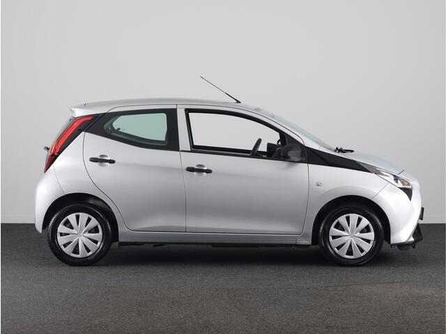 Toyota AYGO 1.0 VVT-i x-fun | Bluetooth | Airco | Metallic Lak |